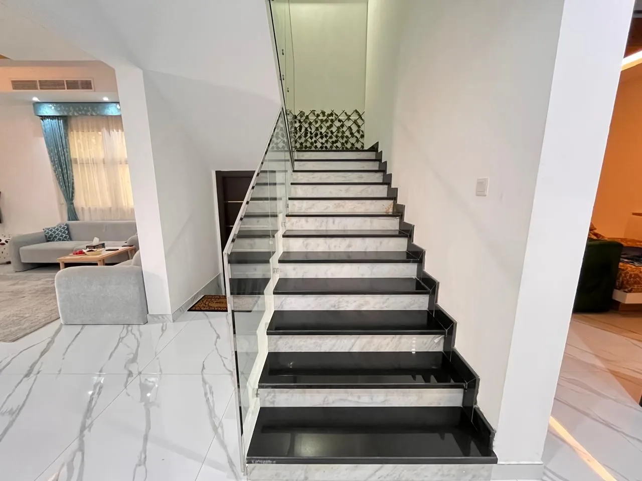 6 BHK Villa for Rent Al Helio