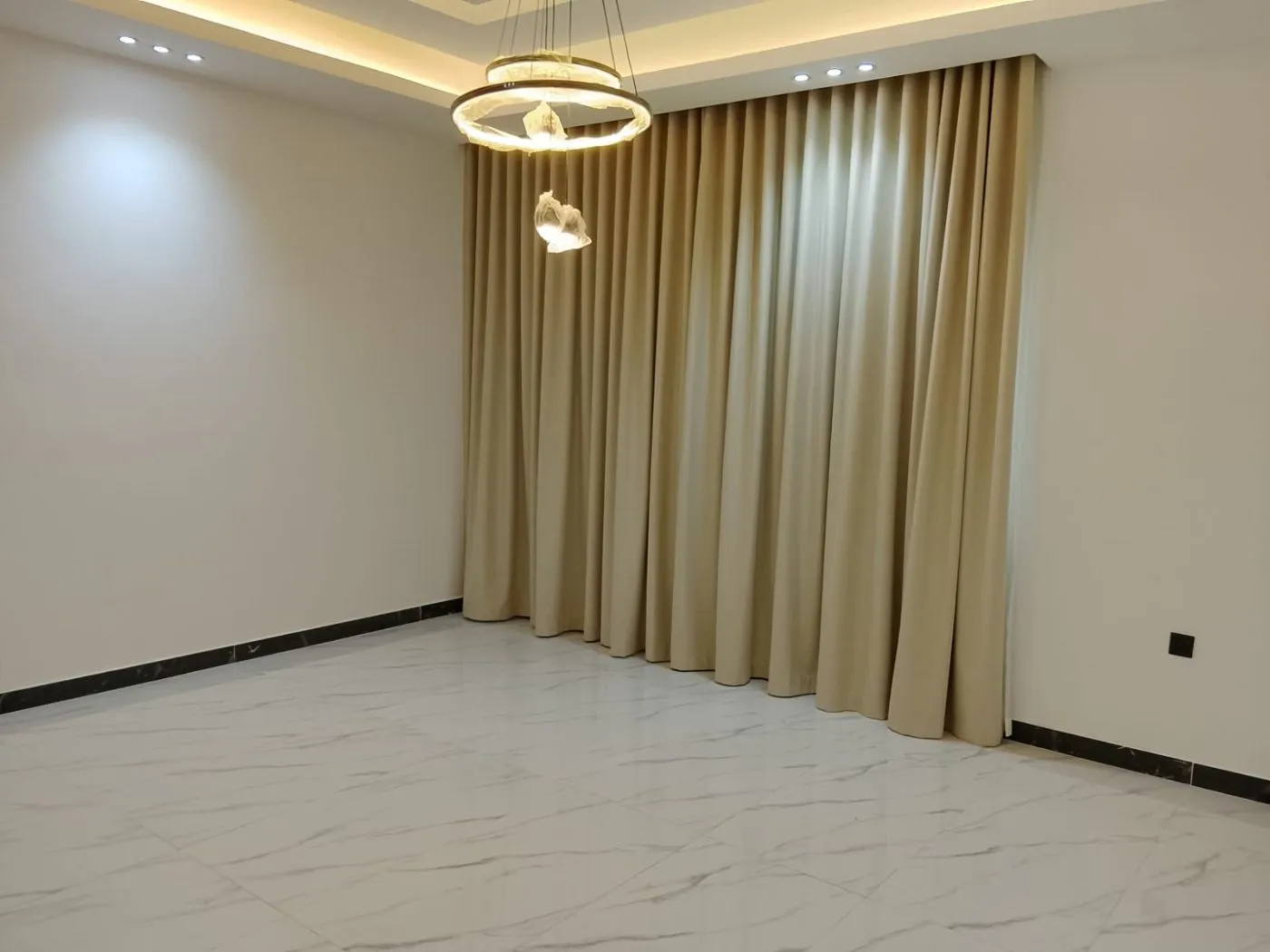 Villa for Rent in Al Zahya image 4