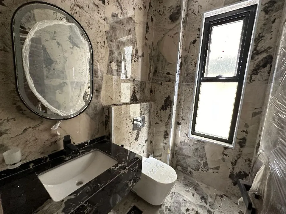 luxurious villa for rent image 4