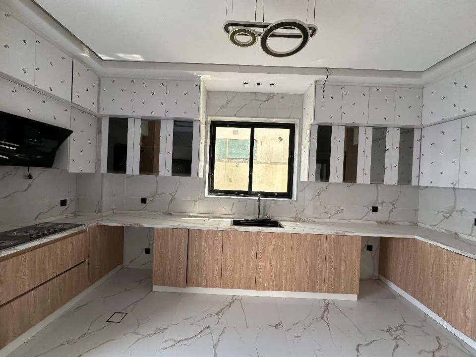 luxurious villa for rent image 7