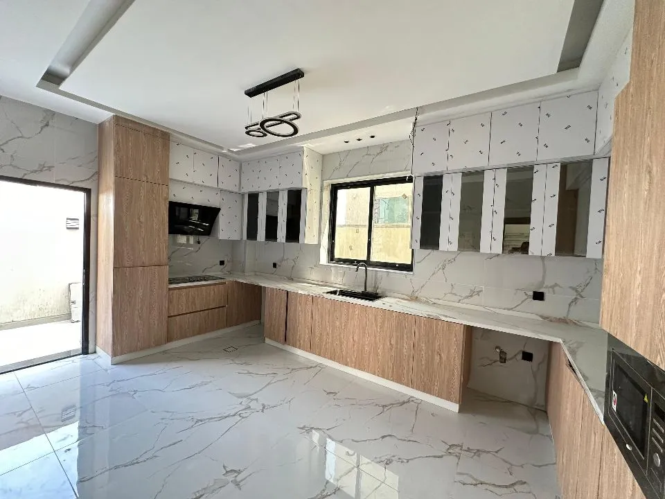 luxurious villa for rent