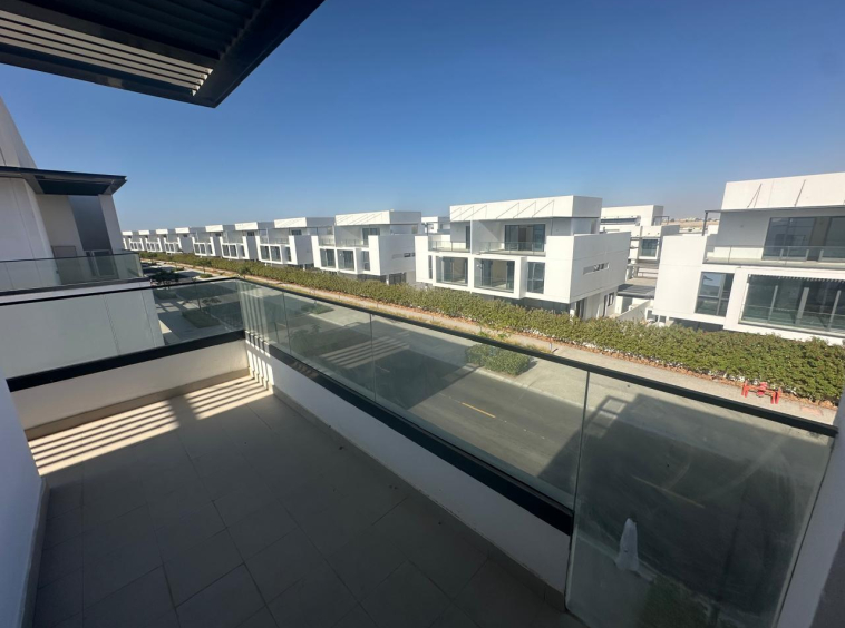 3BR Unfurnished Villa for Sale