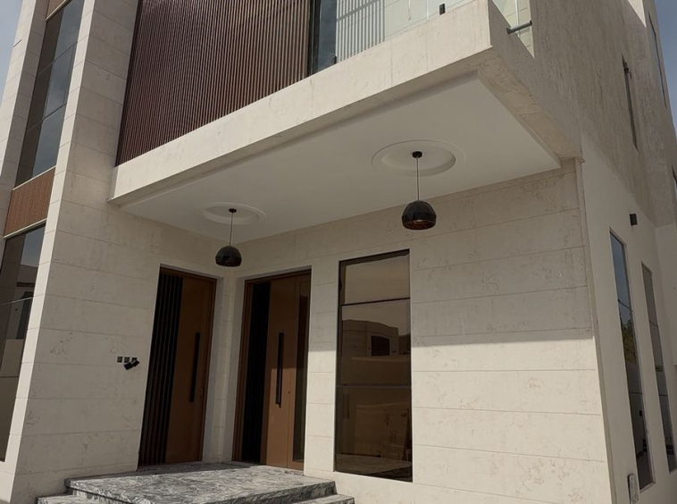 Luxury 5 Bedroom Villa for Sale in Ajman